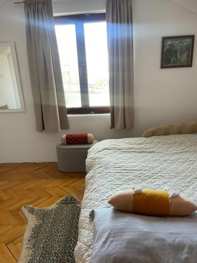 Visitor Yard Bed and Breakfast Plav Buitenkant foto